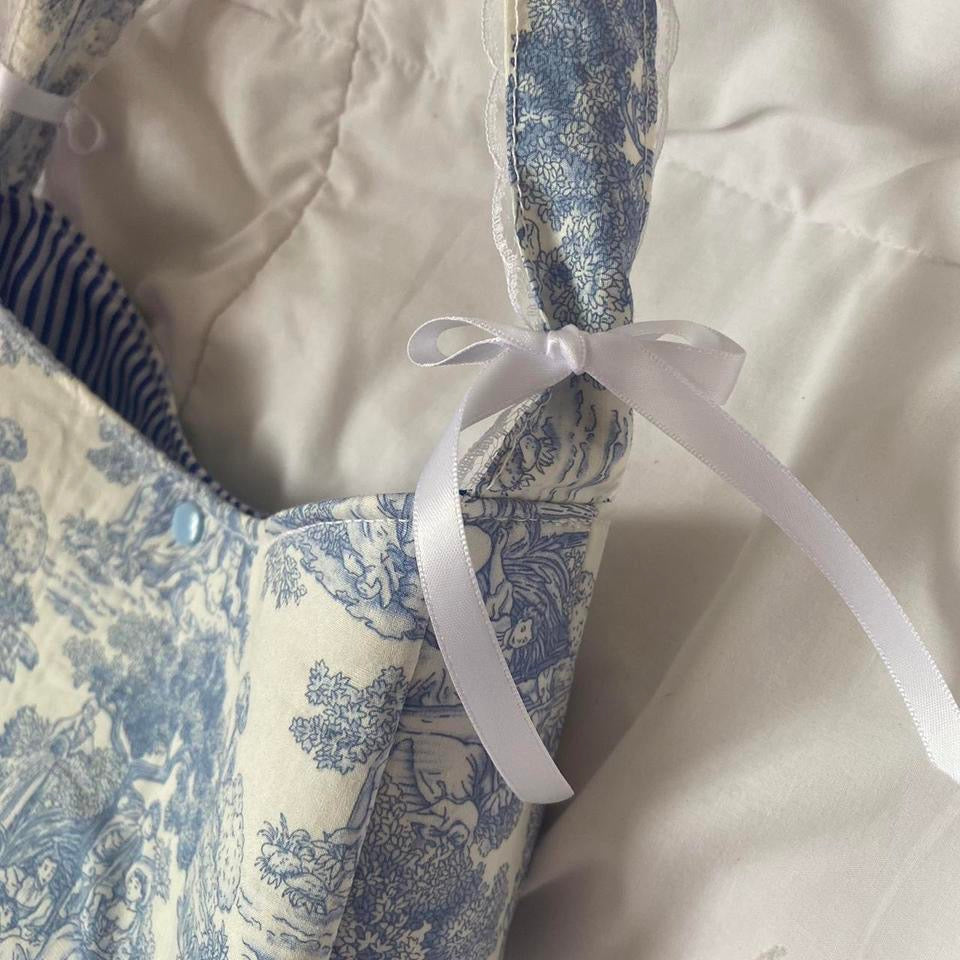 Shoulder Bag in Blue Toile de Jouy