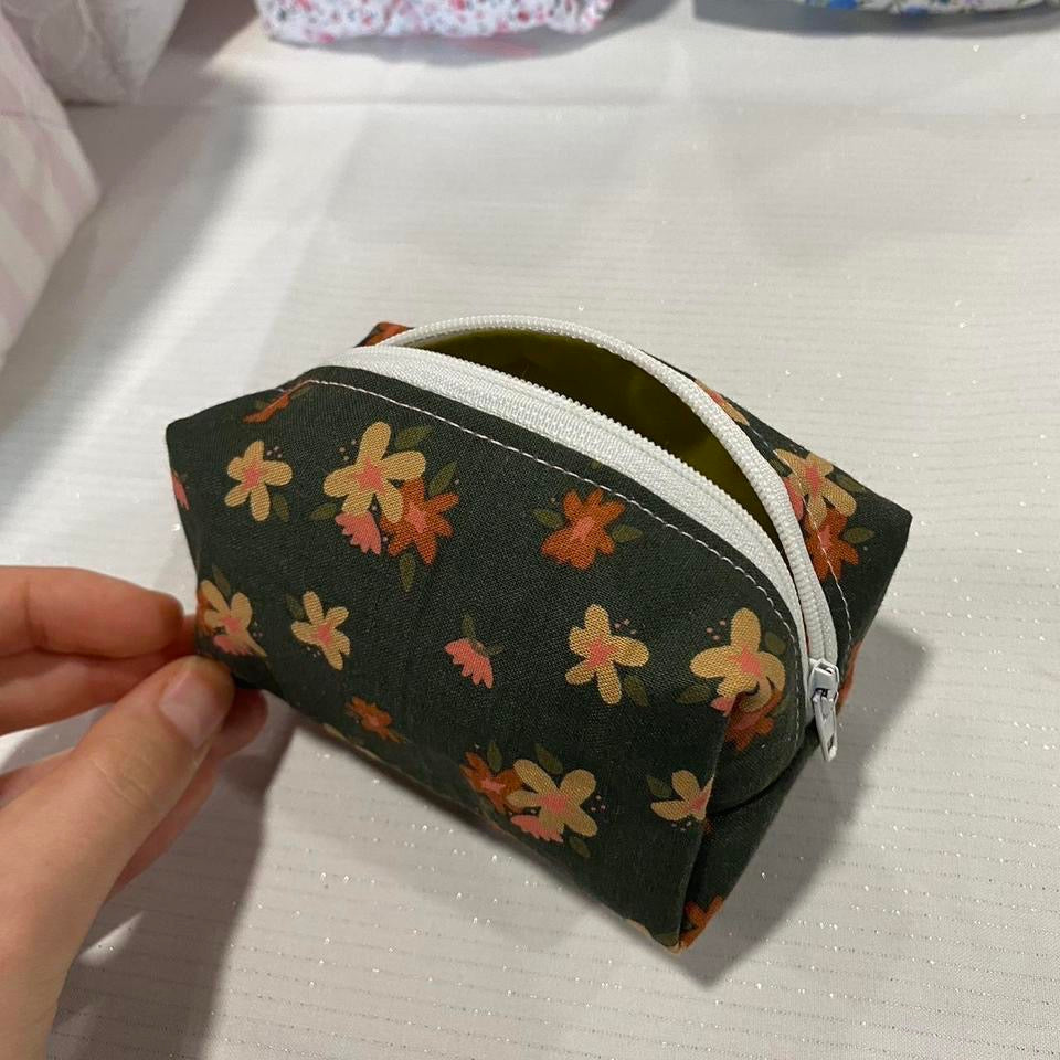 Mini Box Pouch- Ivy floral