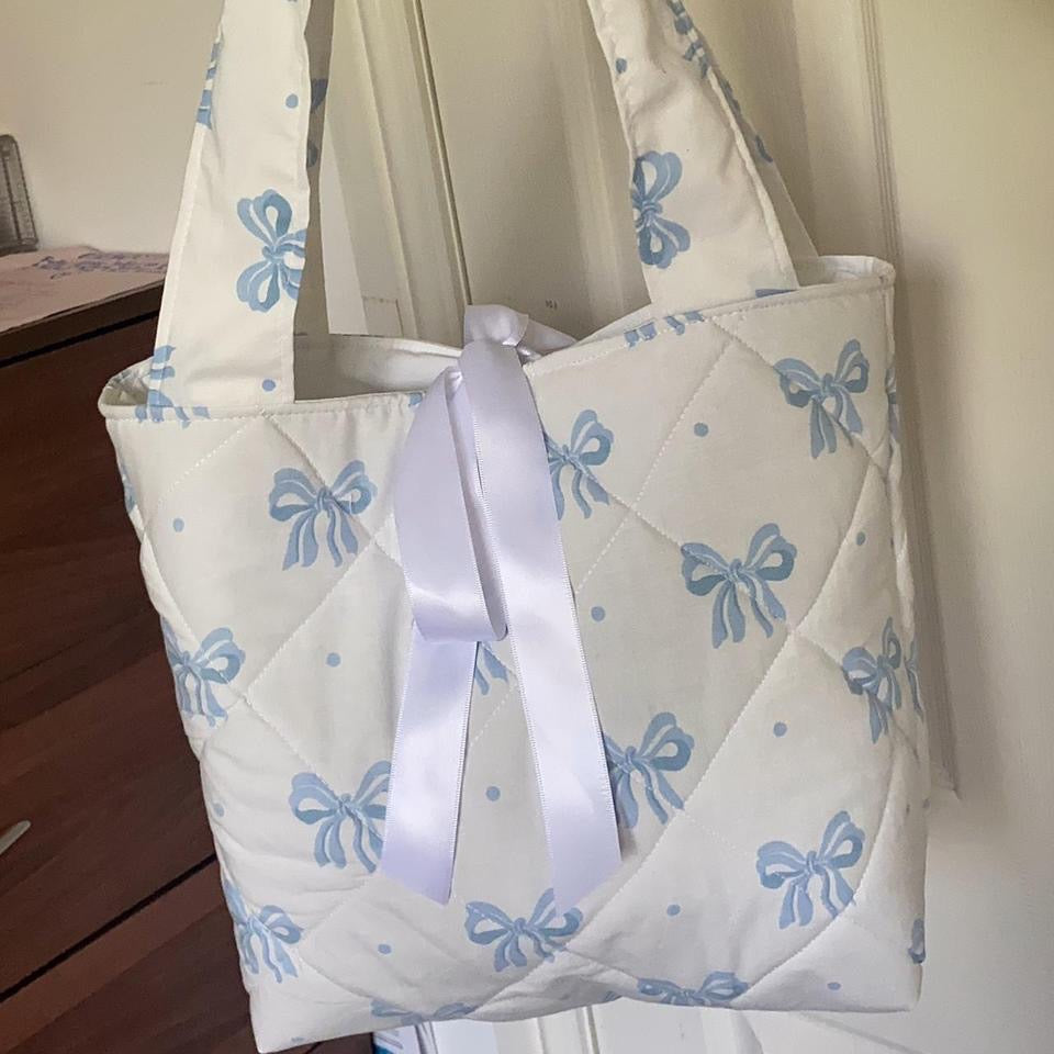 Padded Tote Bag in Blue Bows