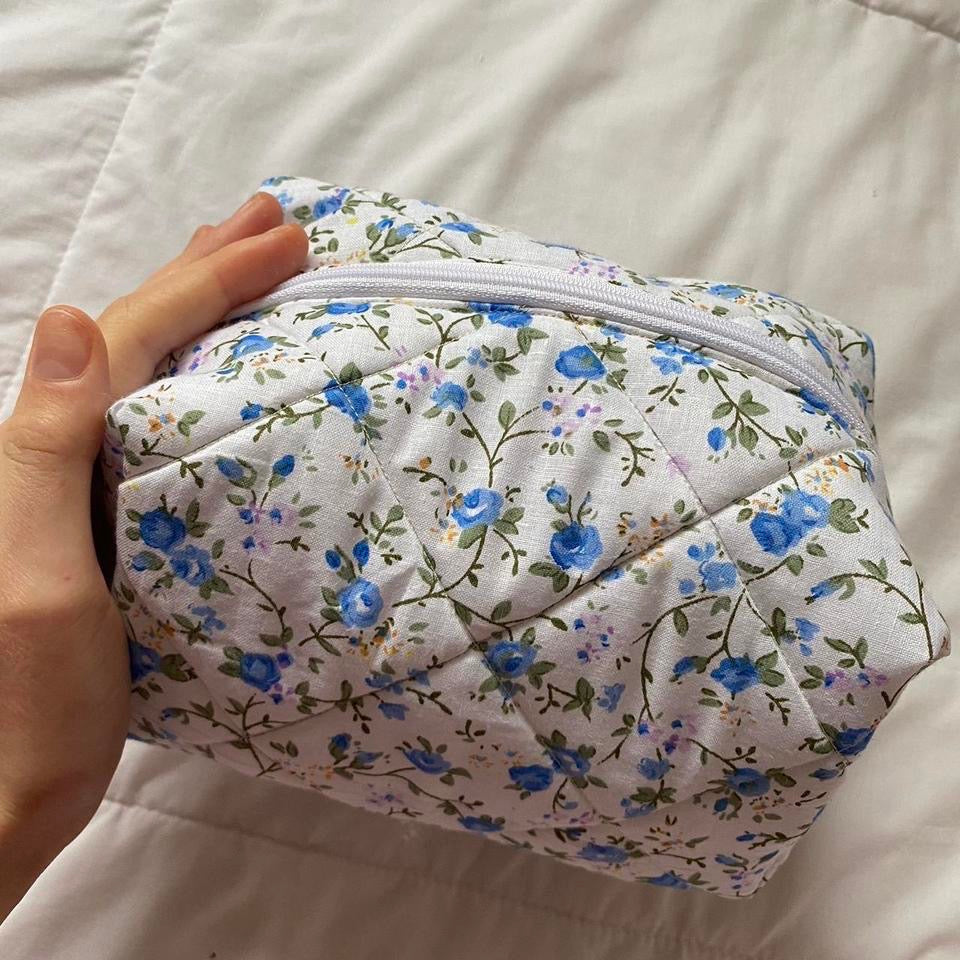 Large Beauty Pouch- Blue Flowers