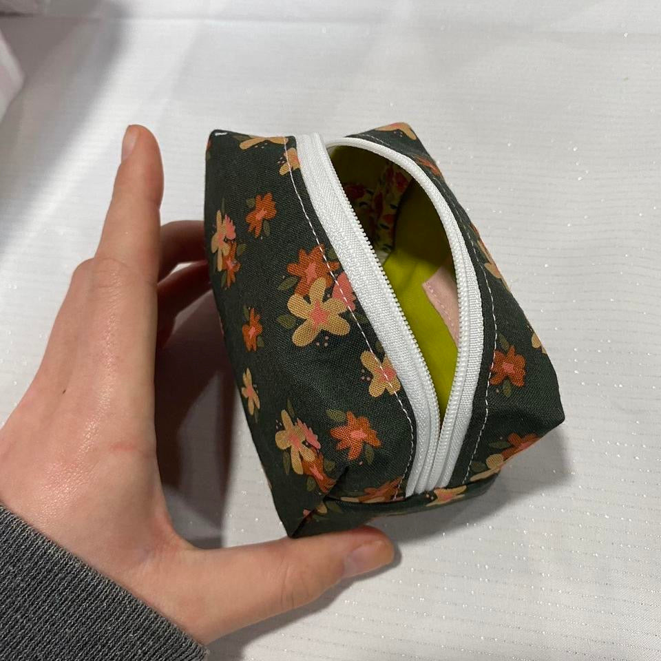 Mini Box Pouch- Ivy floral