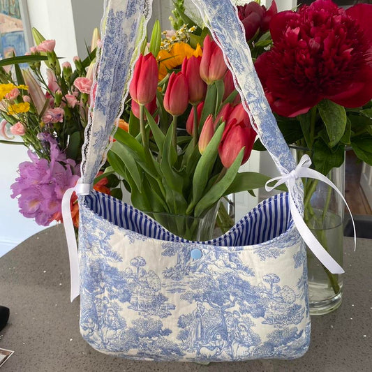 Shoulder Bag in Blue Toile de Jouy