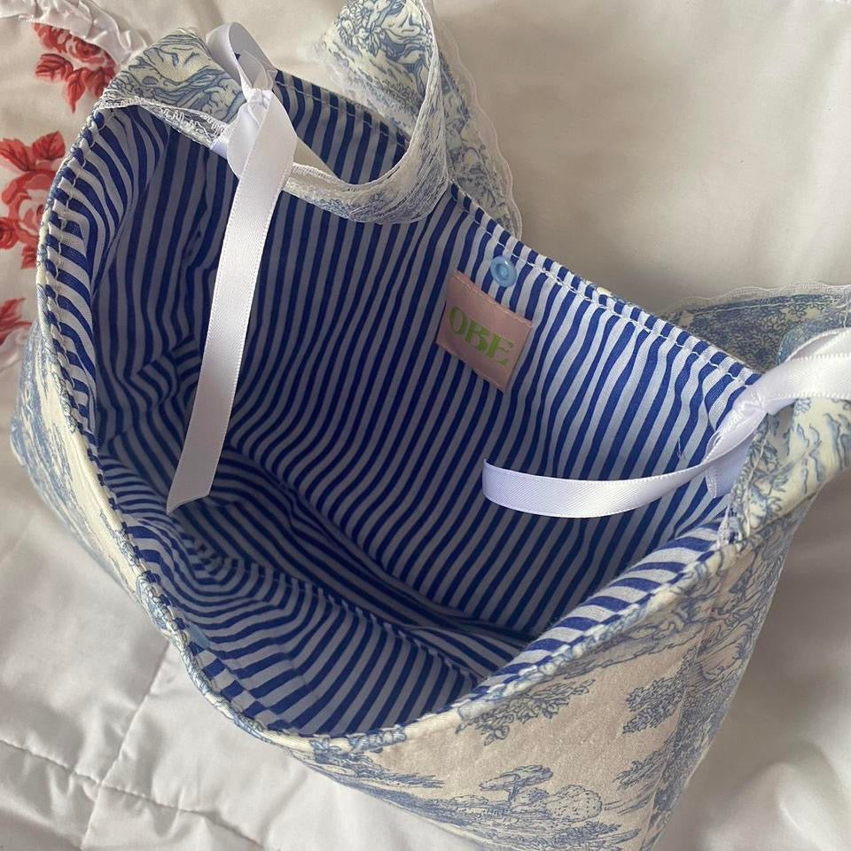 Shoulder Bag in Blue Toile de Jouy