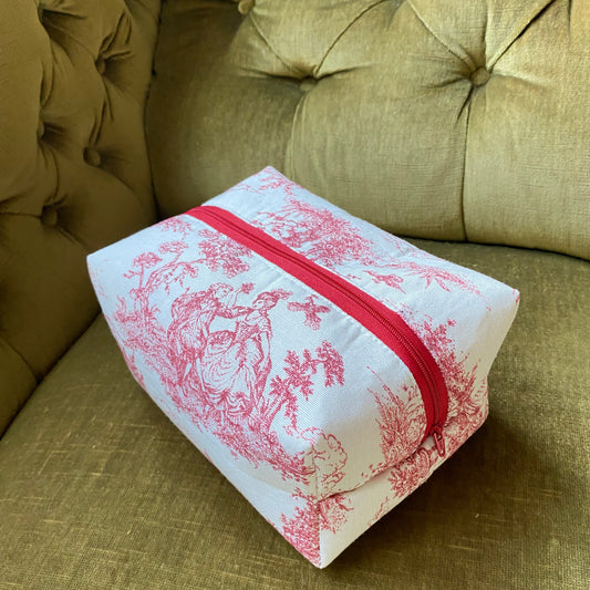 Large Beauty Pouch- Toile De Jouy